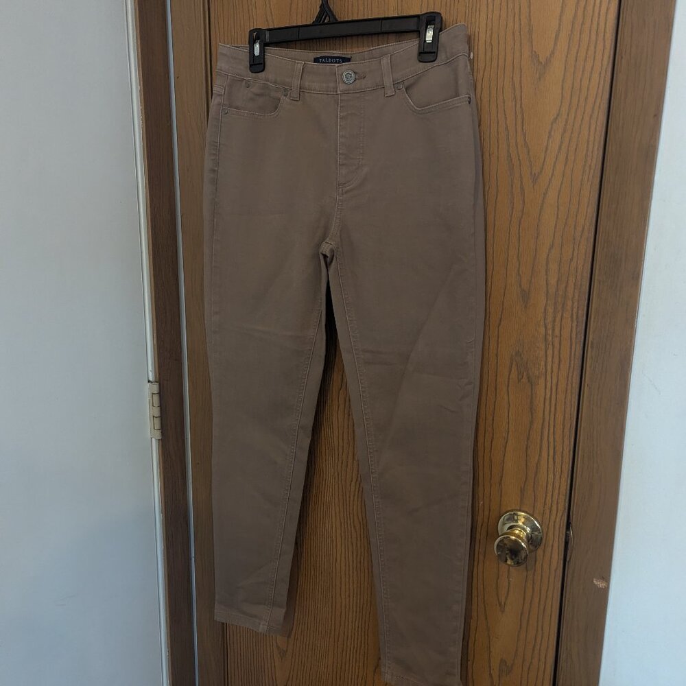 Talbots Simply Flattering 5 Pocket Jegging Tapered Tan-8
